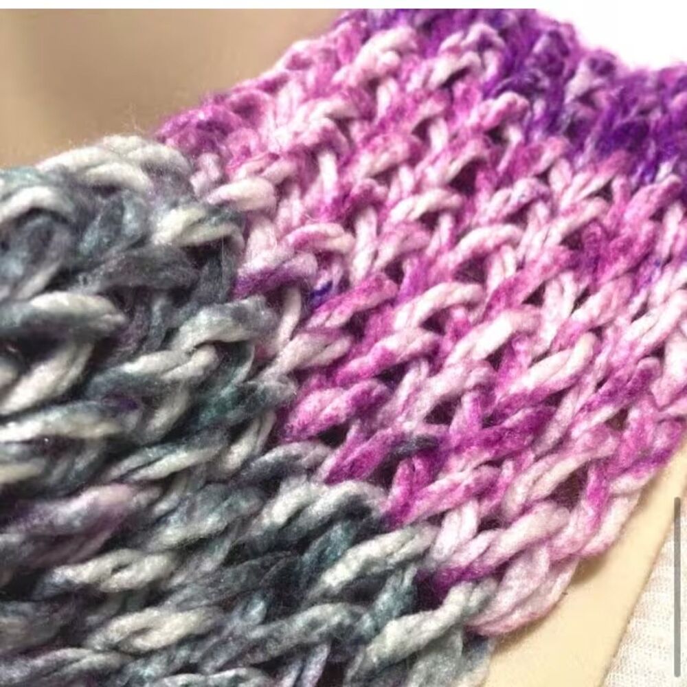 Infinity Scarf Gray Purple Lilac White Accents Handmade Knitted Ombré 26 x 4 in - Picture 3 of 7